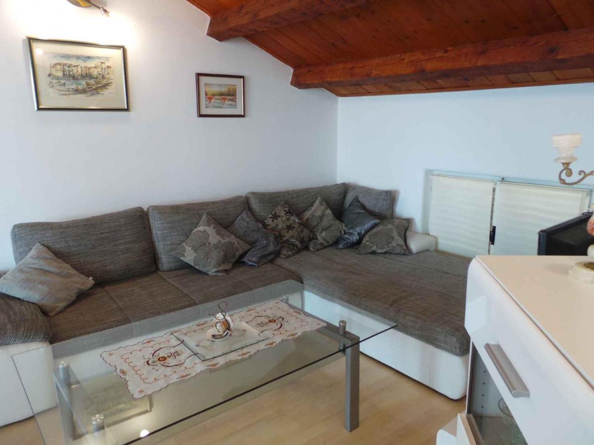 Apartment In Lovran 34848 Esterno foto